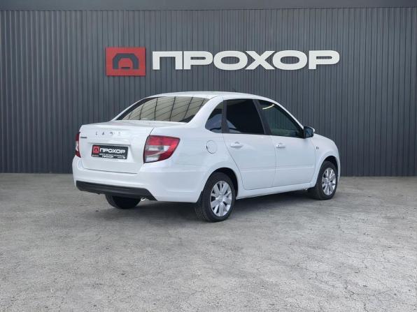 Lada (ВАЗ) Granta I Рестайлинг с пробегом 2023 года, цена 727 000 рублей, 50022 км, седан, Автокод Объявления