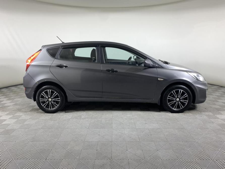 Hyundai Solaris I Москва  - изображение 4