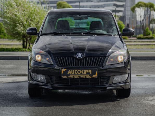 Skoda Fabia II Рестайлинг с пробегом 2013 года, цена 890 000 рублей, 126528 км, хэтчбек, Автокод Объявления