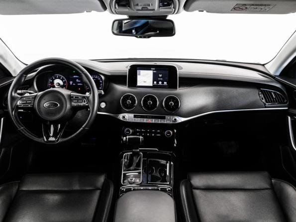 Kia Stinger I с пробегом 2019 года, цена 2 099 000 рублей, 167357 км, лифтбек, Автокод Объявления