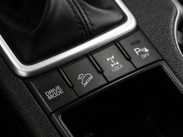 Kia Sportage IV Рестайлинг с пробегом 2019 года, цена 2 469 000 рублей, 143508 км, внедорожник, Автокод Объявления