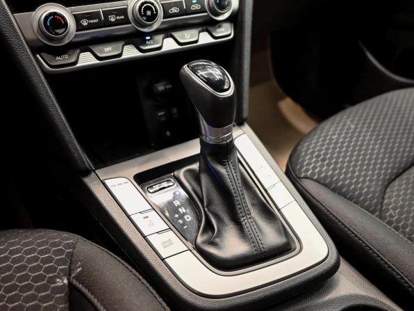 Hyundai Elantra VI (AD) Рестайлинг с пробегом 2019 года, цена 1 750 000 рублей, 133891 км, седан, Автокод Объявления
