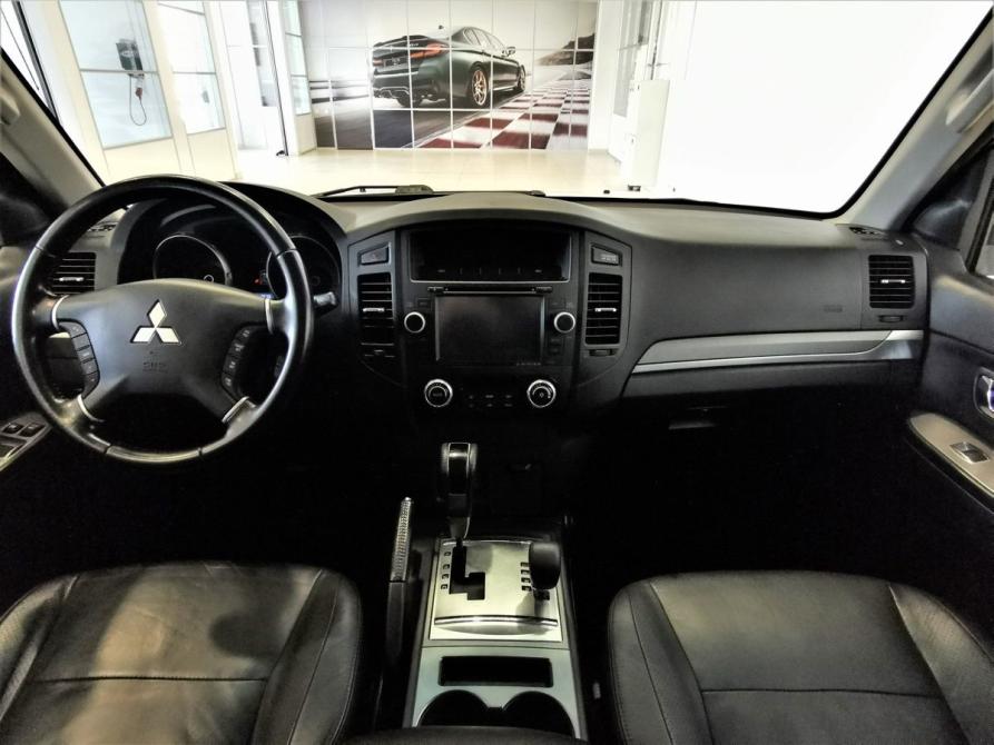 Mitsubishi Pajero IV Рестайлинг 1 Москва  - изображение 13