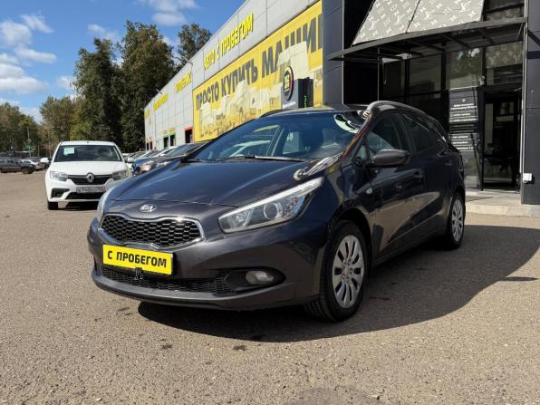 Kia Ceed II с пробегом 2014 года, цена 1 049 000 рублей, 141000 км, универсал, Автокод Объявления