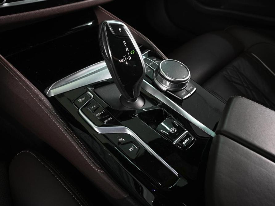 BMW 5 серии VII (G30/G31/G38) Рестайлинг Ростов-на-Дону  - изображение 17