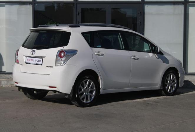 Toyota Verso I с пробегом 2010 года, цена 985 000 рублей, 320053 км, компактвэн, Автокод Объявления
