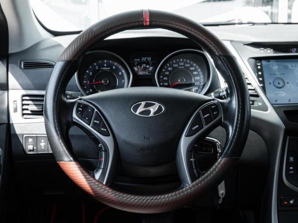 Hyundai Elantra VI (AD) с пробегом 2015 года, цена 1 431 000 рублей, 138259 км, седан, Автокод Объявления