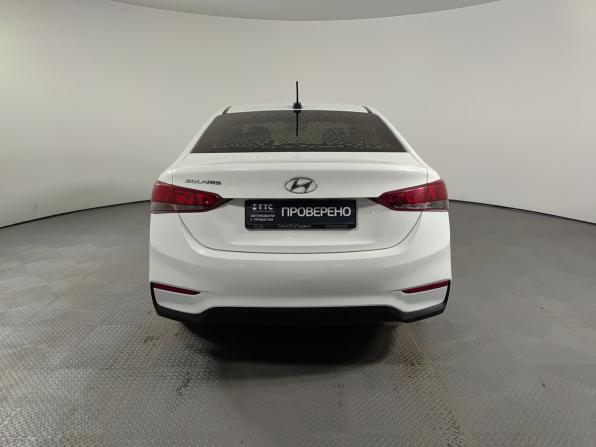 Hyundai Solaris II с пробегом 2019 года, цена 1 050 000 рублей, 171213 км, седан, Автокод Объявления