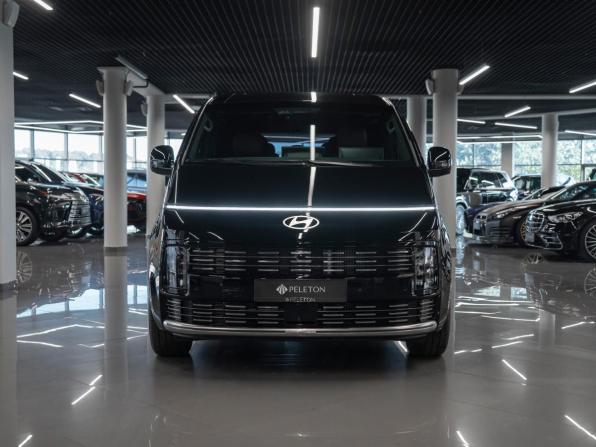 Hyundai Staria I Рестайлинг с пробегом 2026 года, цена 6 900 000 рублей, 3188 км, минивэн, Автокод Объявления