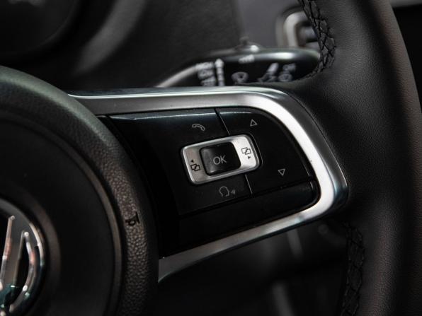 Volkswagen Polo V Рестайлинг с пробегом 2019 года, цена 1 210 000 рублей, 184500 км, седан, Автокод Объявления