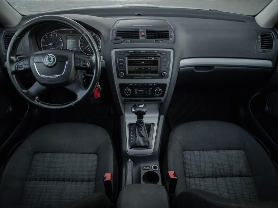 Skoda Octavia II (A5) Рестайлинг Тюмень  - изображение 10