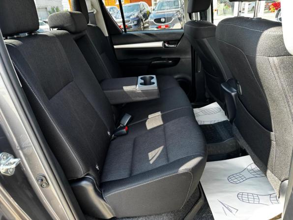 Toyota Hilux VIII с пробегом 2019 года, цена 3 990 000 рублей, 47000 км, пикап, Автокод Объявления