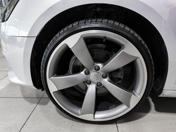 Audi A4 V (B9) с пробегом 2016 года, цена 2 120 000 рублей, 187188 км, седан, Автокод Объявления