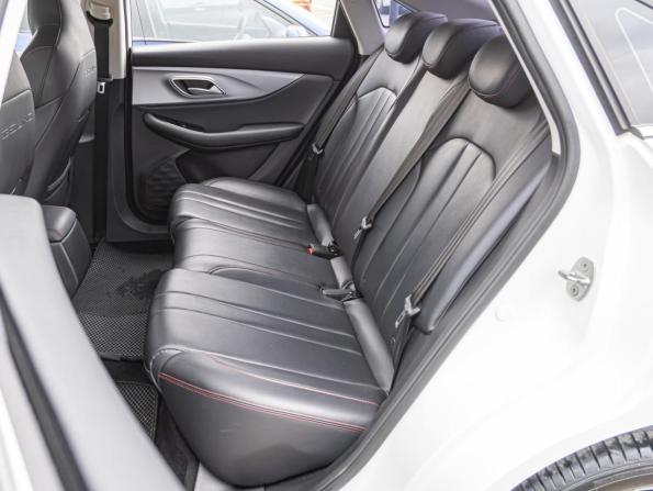 BAIC U5 Plus с пробегом 2023 года, цена 1 360 000 рублей, 6611 км, седан, Автокод Объявления