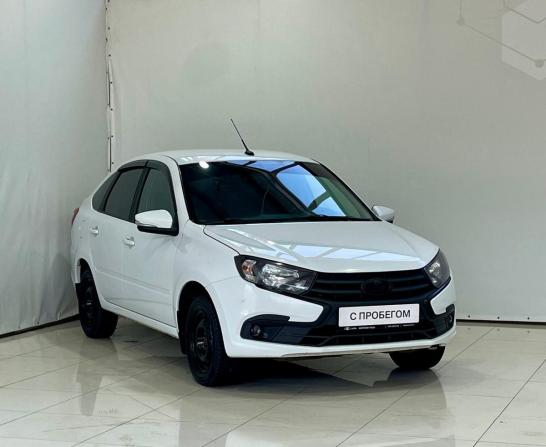 Lada (ВАЗ) Granta I Рестайлинг с пробегом 2024 года, цена 852 941 рубль, 39458 км, лифтбек, Автокод Объявления