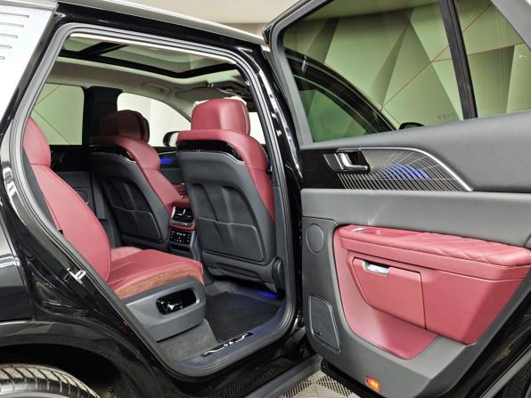Hongqi E-HS9 с пробегом 2021 года, цена 4 295 000 рублей, 13538 км, внедорожник, Автокод Объявления