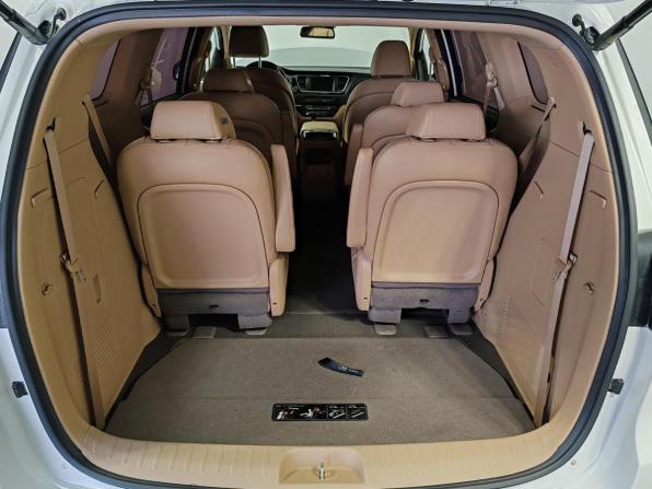 Kia Carnival III с пробегом 2018 года, цена 3 199 000 рублей, 101507 км, минивэн, Автокод Объявления