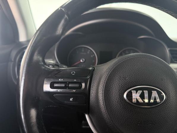 Kia Rio IV с пробегом 2017 года, цена 979 000 рублей, 114234 км, седан, Автокод Объявления