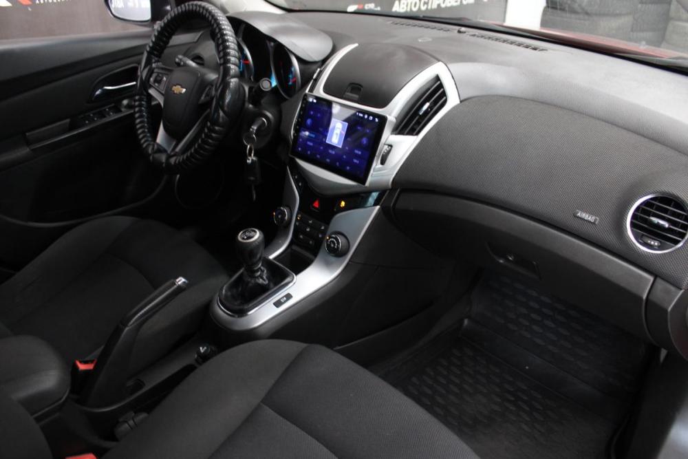 Chevrolet Cruze I Рестайлинг Томск  - изображение 7