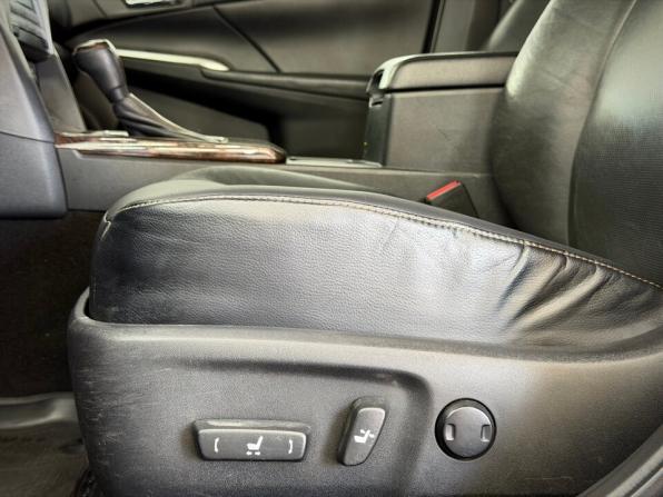 Toyota Camry VII (XV50) Рестайлинг с пробегом 2016 года, цена 1 870 000 рублей, 173205 км, седан, Автокод Объявления