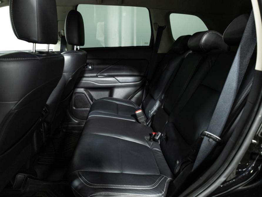 Mitsubishi Outlander III Рестайлинг 3 Санкт-Петербург  - изображение 11