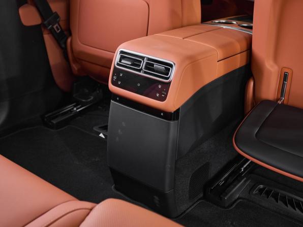 Новый Li Auto (Lixiang) L7 I Рестайлинг 2025 года, цена 10 490 000 рублей, внедорожник, Автокод Объявления