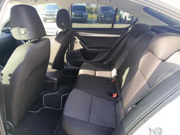 Skoda Octavia III (A7) с пробегом 2015 года, цена 1 166 000 рублей, 172095 км, лифтбек, Автокод Объявления