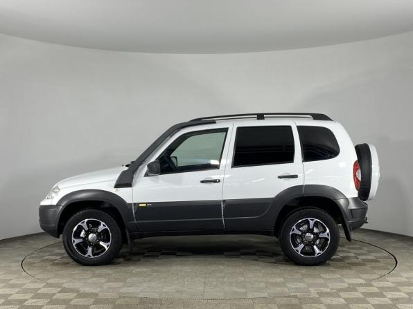 Chevrolet Niva I Рестайлинг с пробегом 2018 года, цена 919 000 рублей, 67254 км, внедорожник, Автокод Объявления