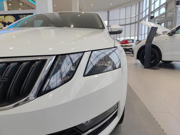 Skoda Octavia III (A7) Рестайлинг с пробегом 2018 года, цена 1 999 000 рублей, 88770 км, лифтбек, Автокод Объявления
