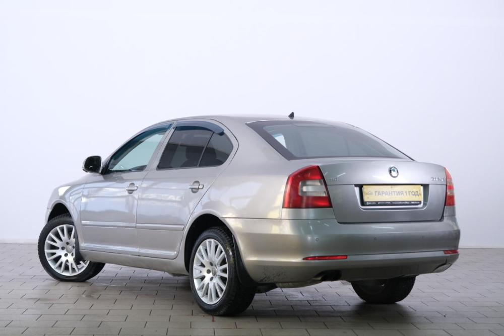 Skoda Octavia II (A5) Рестайлинг Омск  - изображение 5