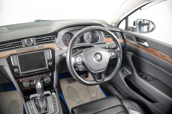 Volkswagen Passat B8 с пробегом 2015 года, цена 1 759 000 рублей, 111484 км, универсал, Автокод Объявления