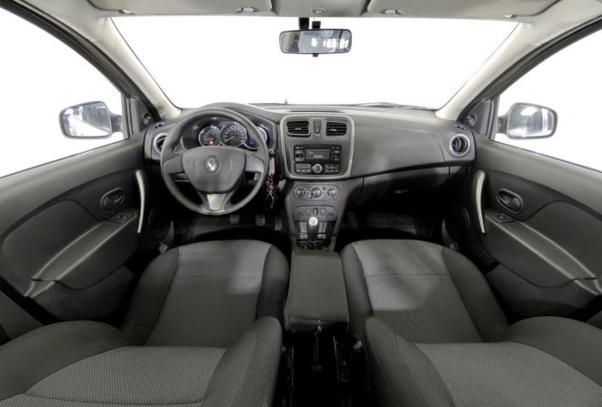 Renault Logan I Рестайлинг с пробегом 2014 года, цена 640 000 рублей, 66000 км, седан, Автокод Объявления