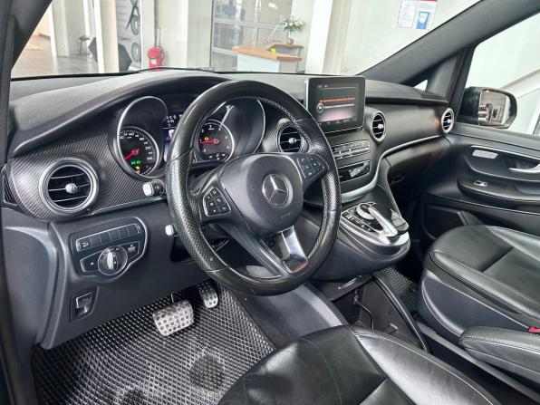 Mercedes-Benz V-Класс III (W447) с пробегом 2017 года, цена 4 050 000 рублей, 127526 км, минивэн, Автокод Объявления