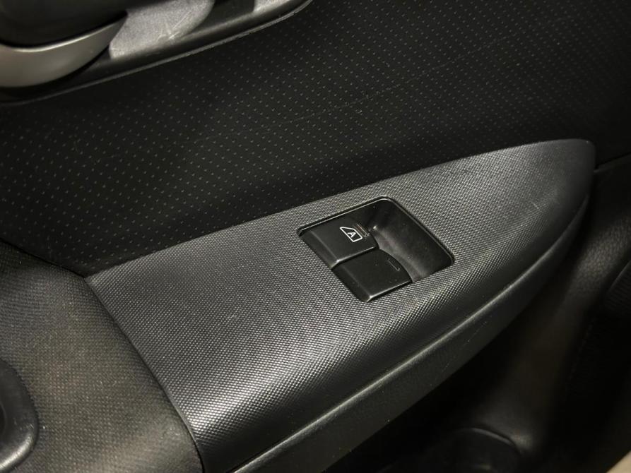Nissan Note I Рестайлинг Челябинск  - изображение 12