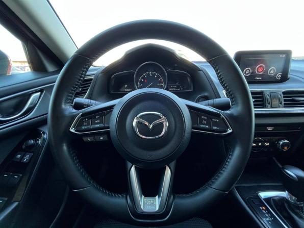 Mazda 3 III (BM) Рестайлинг с пробегом 2019 года, цена 1 570 000 рублей, 95069 км, седан, Автокод Объявления
