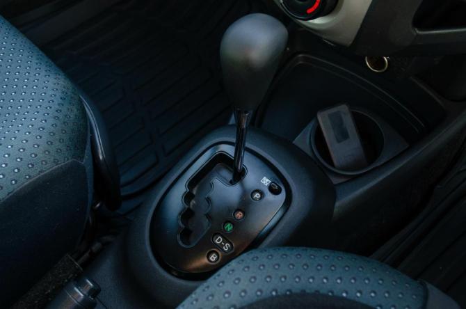 Toyota Vitz II (XP90) с пробегом 2005 года, цена 380 000 рублей, 163000 км, хэтчбек, Автокод Объявления