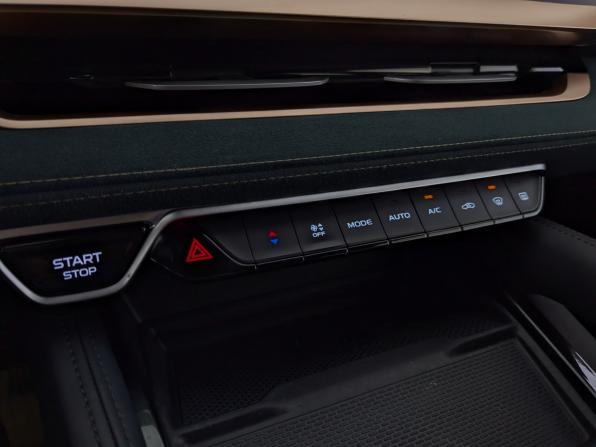 Geely Monjaro I с пробегом 2023 года, цена 2 825 000 рублей, 91026 км, внедорожник, Автокод Объявления