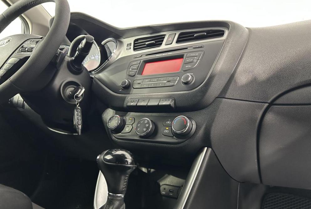 Kia Ceed II Рестайлинг Саранск  - изображение 28