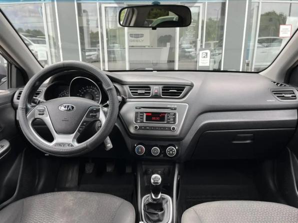 Kia Rio III Рестайлинг с пробегом 2016 года, цена 1 030 000 рублей, 162000 км, седан, Автокод Объявления