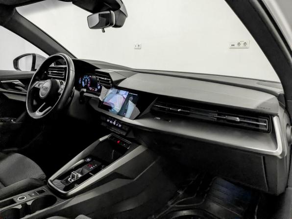 Audi A3 IV (8Y) с пробегом 2021 года, цена 2 370 000 рублей, 97019 км, седан, Автокод Объявления