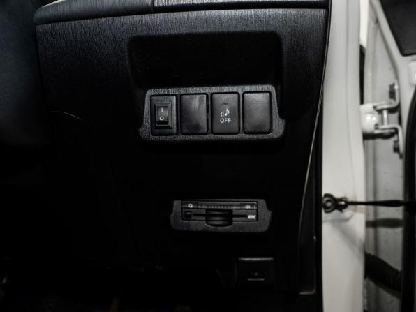 Toyota Prius Alpha I (ZVW40/41) Рестайлинг с пробегом 2015 года, цена 1 350 000 рублей, 163460 км, универсал, Автокод Объявления