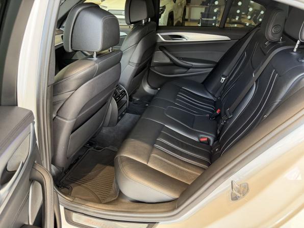 BMW 5 серии VII (G30/G31/G38) с пробегом 2018 года, цена 3 550 000 рублей, 180000 км, седан, Автокод Объявления