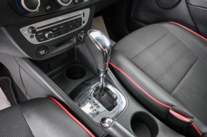 Renault Megane III с пробегом 2013 года, цена 779 000 рублей, 118000 км, хэтчбек, Автокод Объявления