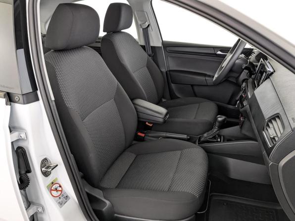 Volkswagen Polo VI с пробегом 2022 года, цена 1 749 000 рублей, 42385 км, лифтбек, Автокод Объявления