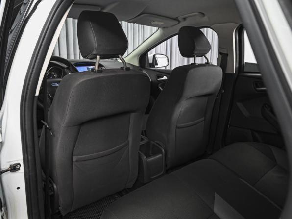 Ford Focus III с пробегом 2013 года, цена 798 000 рублей, 132299 км, хэтчбек, Автокод Объявления