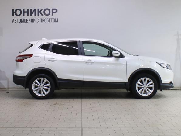 Nissan Qashqai II с пробегом 2017 года, цена 1 329 000 рублей, 93534 км, внедорожник, Автокод Объявления
