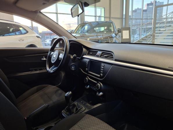 Kia Rio IV с пробегом 2019 года, цена 1 621 000 рублей, 63378 км, хэтчбек, Автокод Объявления