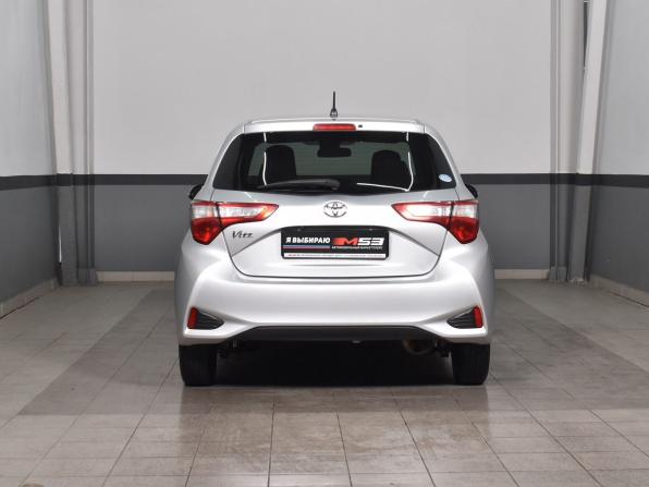 Toyota Vitz III (XP130) Рестайлинг 2 с пробегом 2018 года, цена 899 995 рублей, 112399 км, хэтчбек, Автокод Объявления