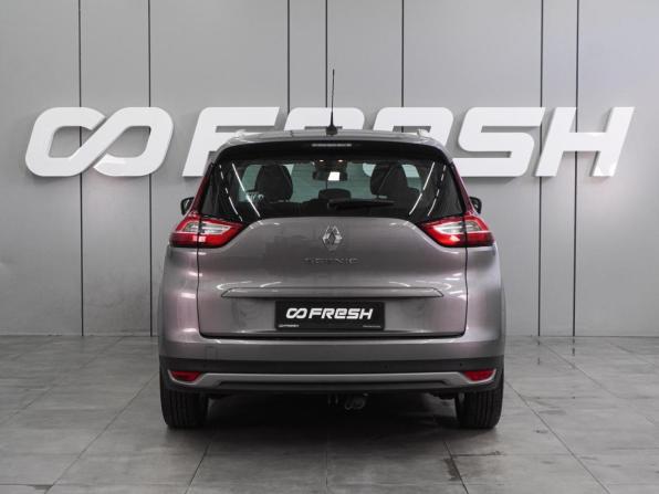 Renault Scenic IV с пробегом 2017 года, цена 1 643 000 рублей, 189422 км, компактвэн, Автокод Объявления