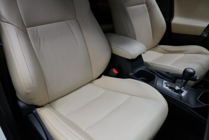 Toyota RAV4 IV (XA40) Рестайлинг с пробегом 2018 года, цена 2 547 000 рублей, 198000 км, внедорожник, Автокод Объявления